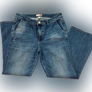 Kut from the Kloth Kelsey Flare Leg Jeans Like New $39 Size 12